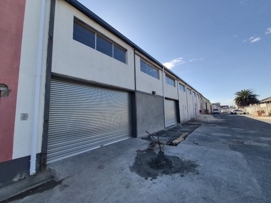 To Let Commercial Property for Rent in Maitland Western Cape